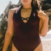 Traje de Baño Espalda Alta